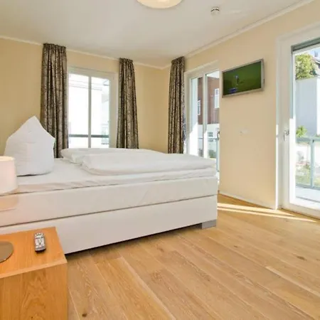 Strandresidenzen Bansin, Schloonpalais 4 *