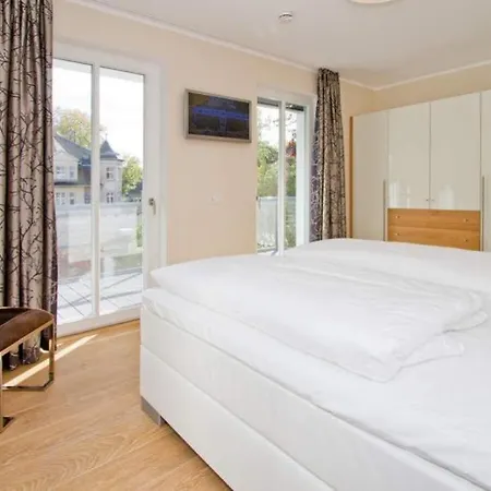 아파트 Strandresidenzen Bansin Schloonpalais 4 제바트헤링스도르프